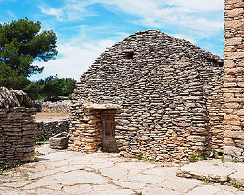 camping gordes Village des Bories