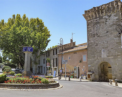 camping pernes les fontaines vaucluse