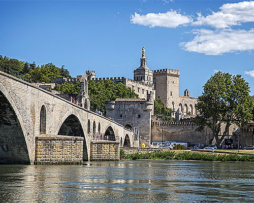 Guide Touristique d’Avignon, le coeur du Vaucluse