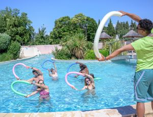 camping vaucluse aquagym piscine chauffée