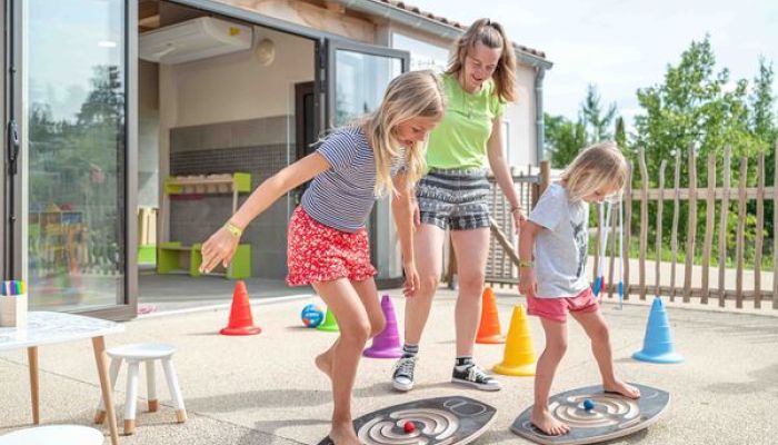 camping vaucluse club enfants