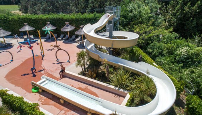 Camping Les Fontaines Ciela Village Toboggan