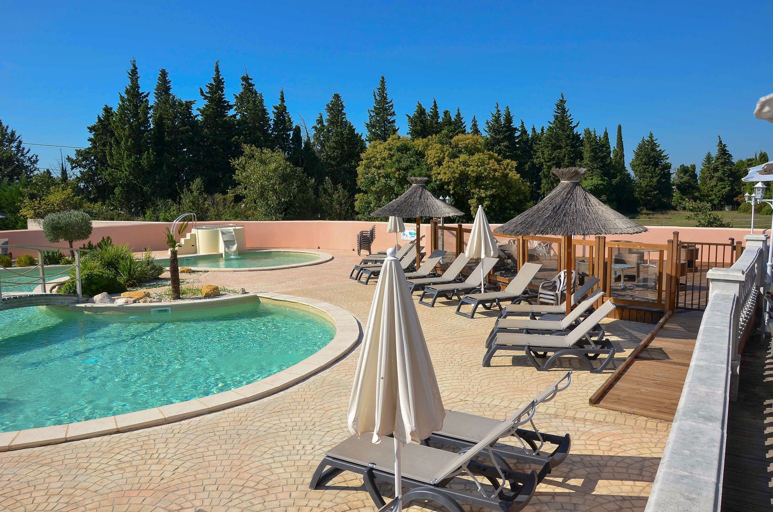 Camping Pernes les Fontaines Ciela Village Les Fontaines Vaucluse Piscine