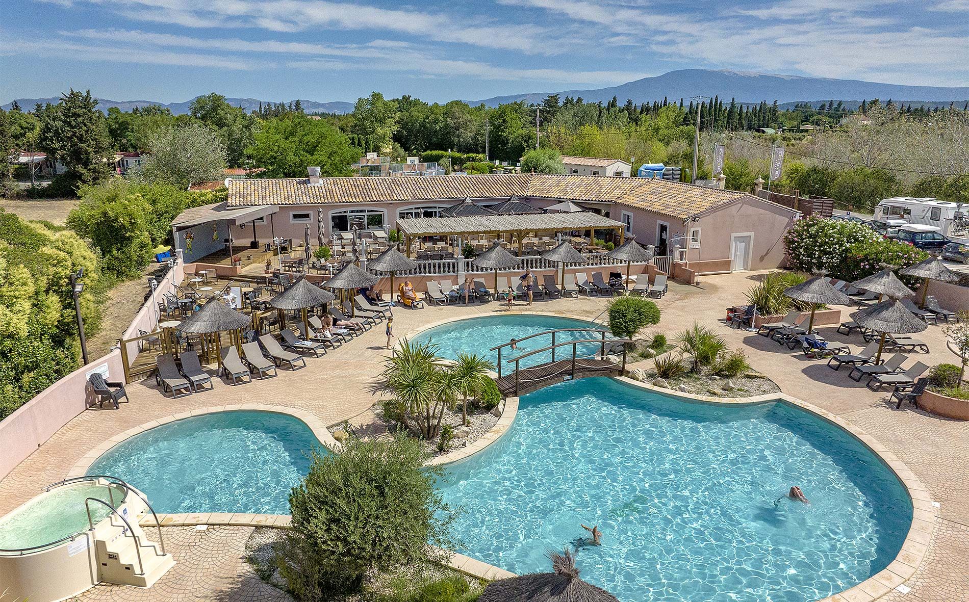 camping dans le Vaucluse - les Fontaines Ciela Village