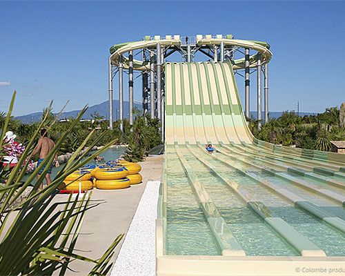Camping Pernes les Fontaines Ciela Village Les Fontaines Toboggans Parc Aquatique Wave Island Monteux
